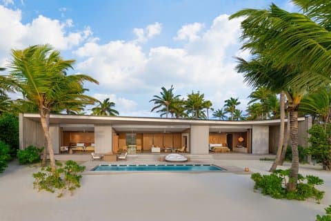 Ritz-Carlton Spa Fari Islands โ Resort Spa in North Malรฉ Atoll, Maldives
